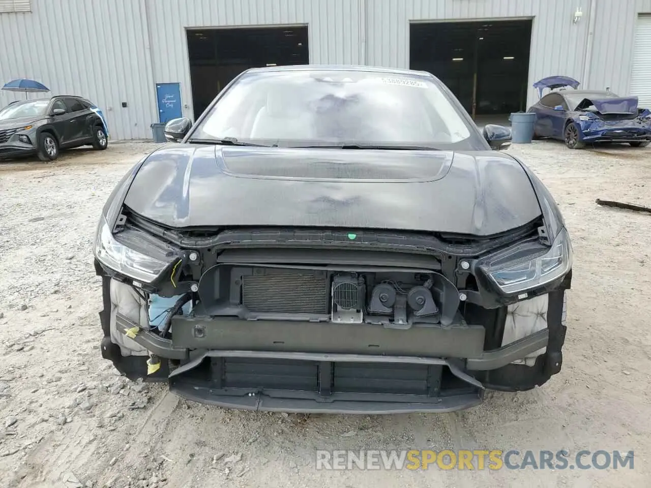 5 Photograph of a damaged car SADHD2S14K1F63517 JAGUAR I-PACE 2019