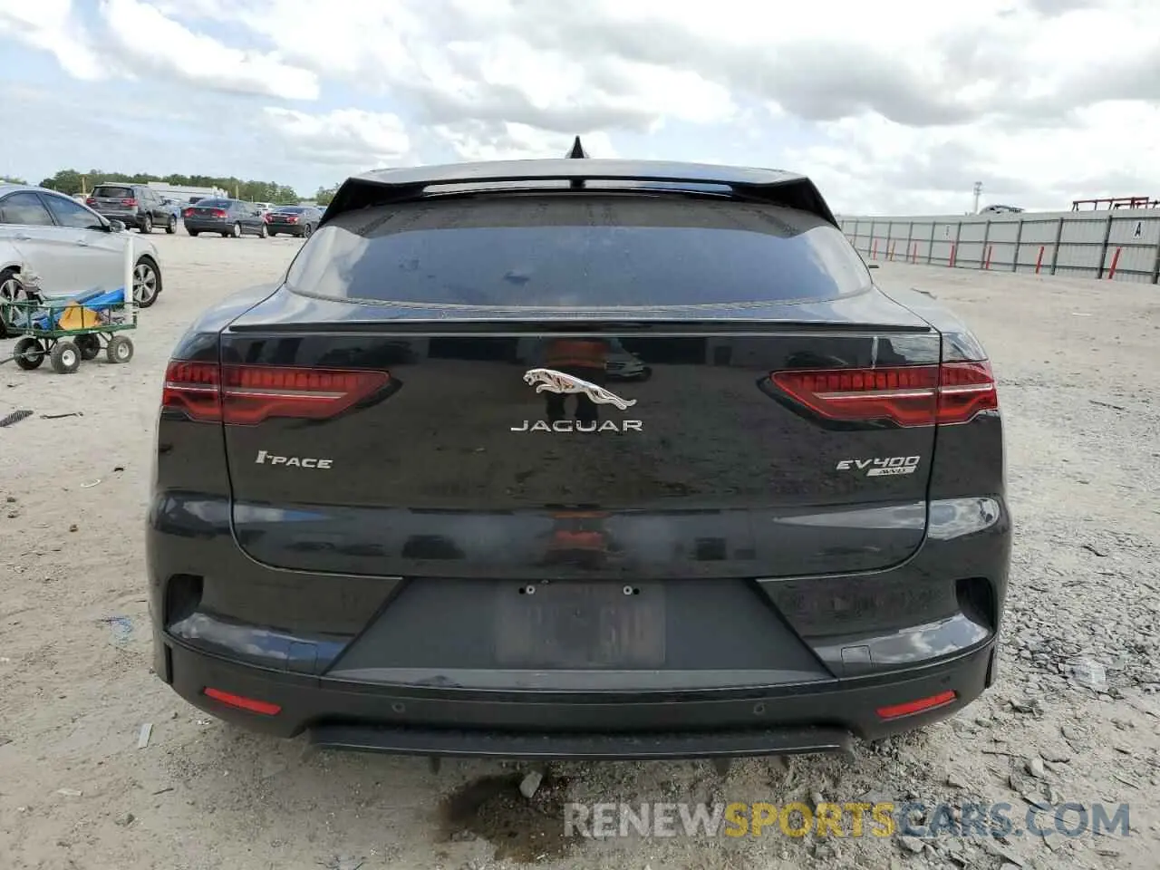 6 Photograph of a damaged car SADHD2S14K1F63517 JAGUAR I-PACE 2019