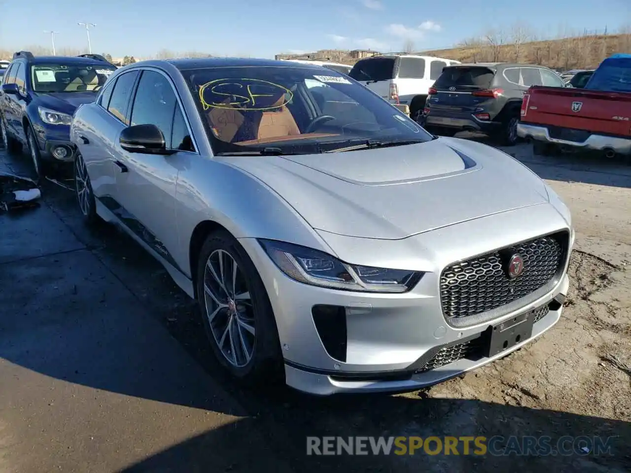 1 Photograph of a damaged car SADHD2S19K1F72410 JAGUAR I-PACE 2019