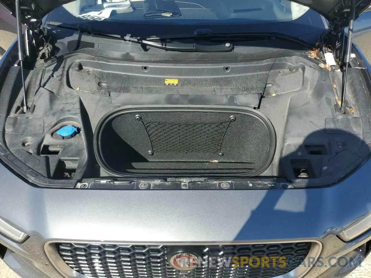 12 Photograph of a damaged car SADHD2S1XK1F62405 JAGUAR I-PACE 2019