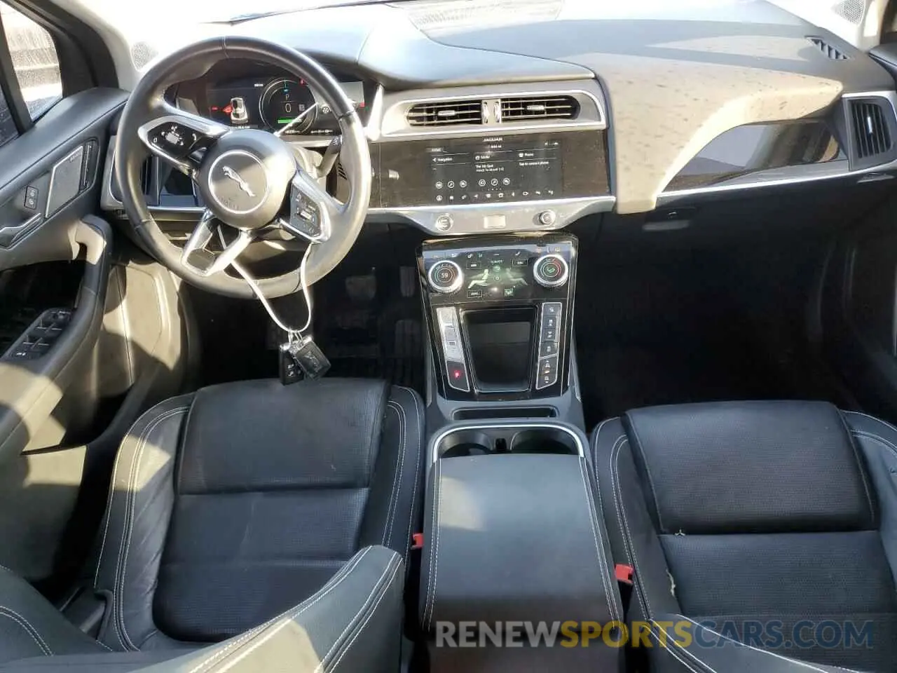 8 Photograph of a damaged car SADHB2S10L1F84873 JAGUAR I-PACE 2020