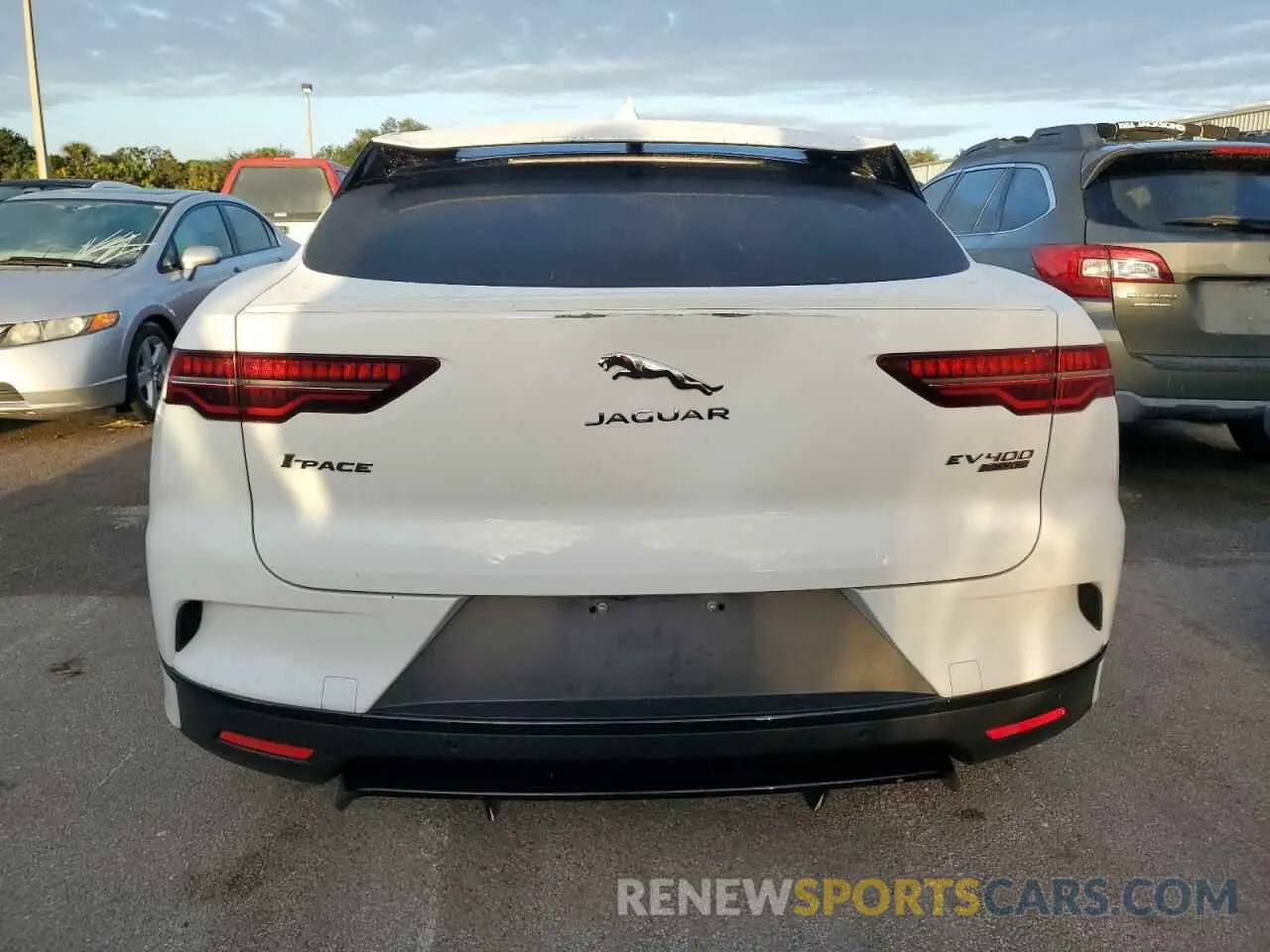 6 Photograph of a damaged car SADHB2S11L1F85207 JAGUAR I-PACE 2020