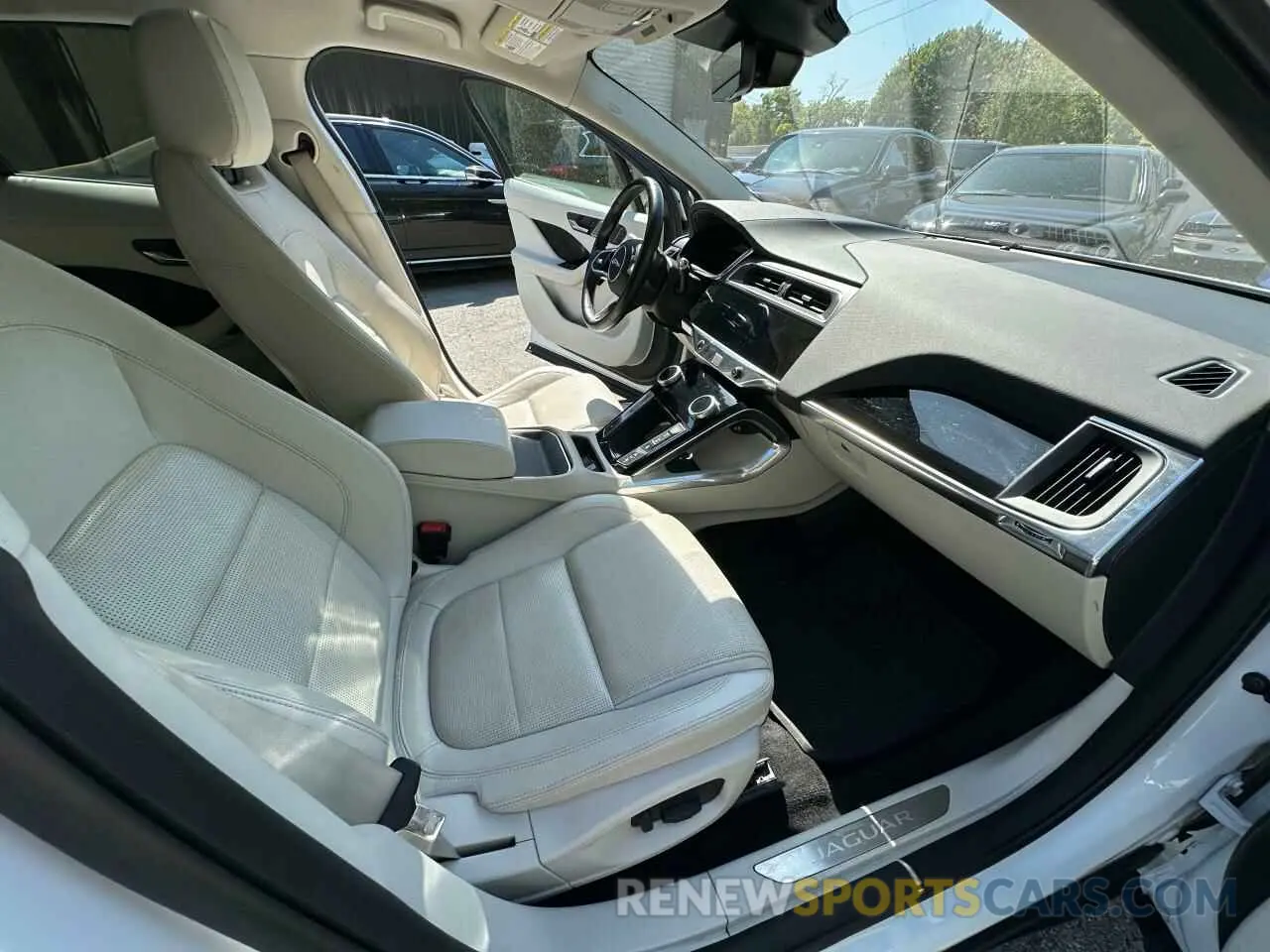 5 Photograph of a damaged car SADHB2S14L1F85119 JAGUAR I-PACE 2020