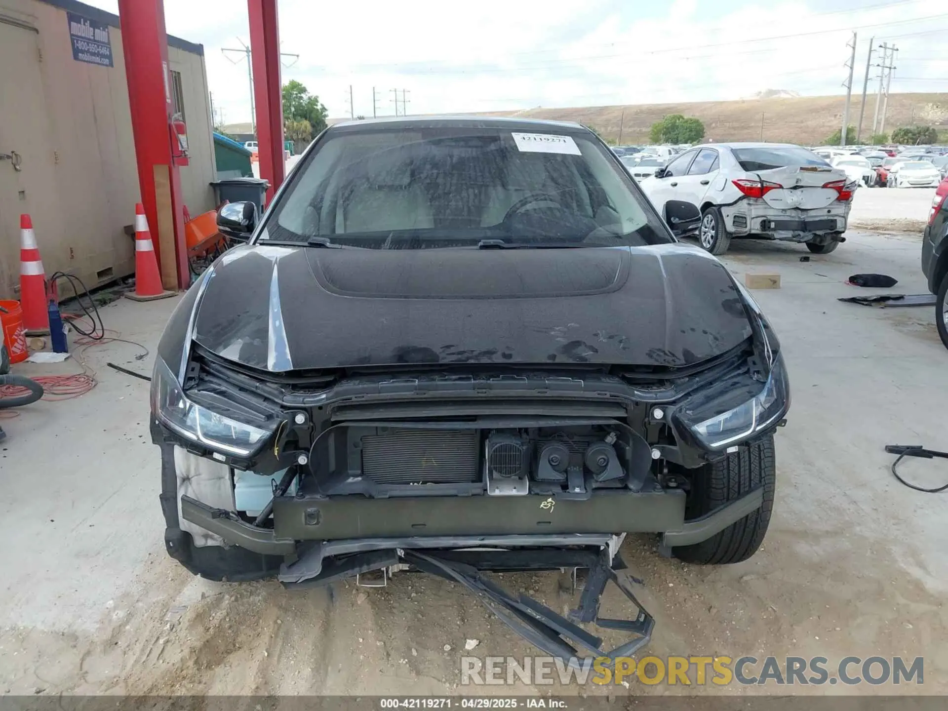 13 Photograph of a damaged car SADHB2S15L1F79250 JAGUAR I-PACE 2020