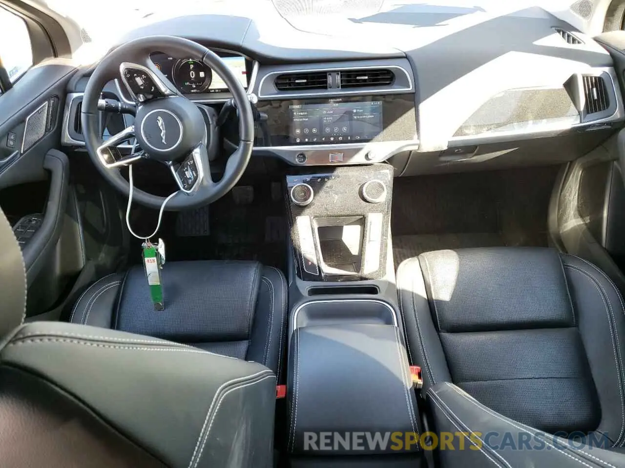 8 Photograph of a damaged car SADHC2S14L1F79060 JAGUAR I-PACE 2020