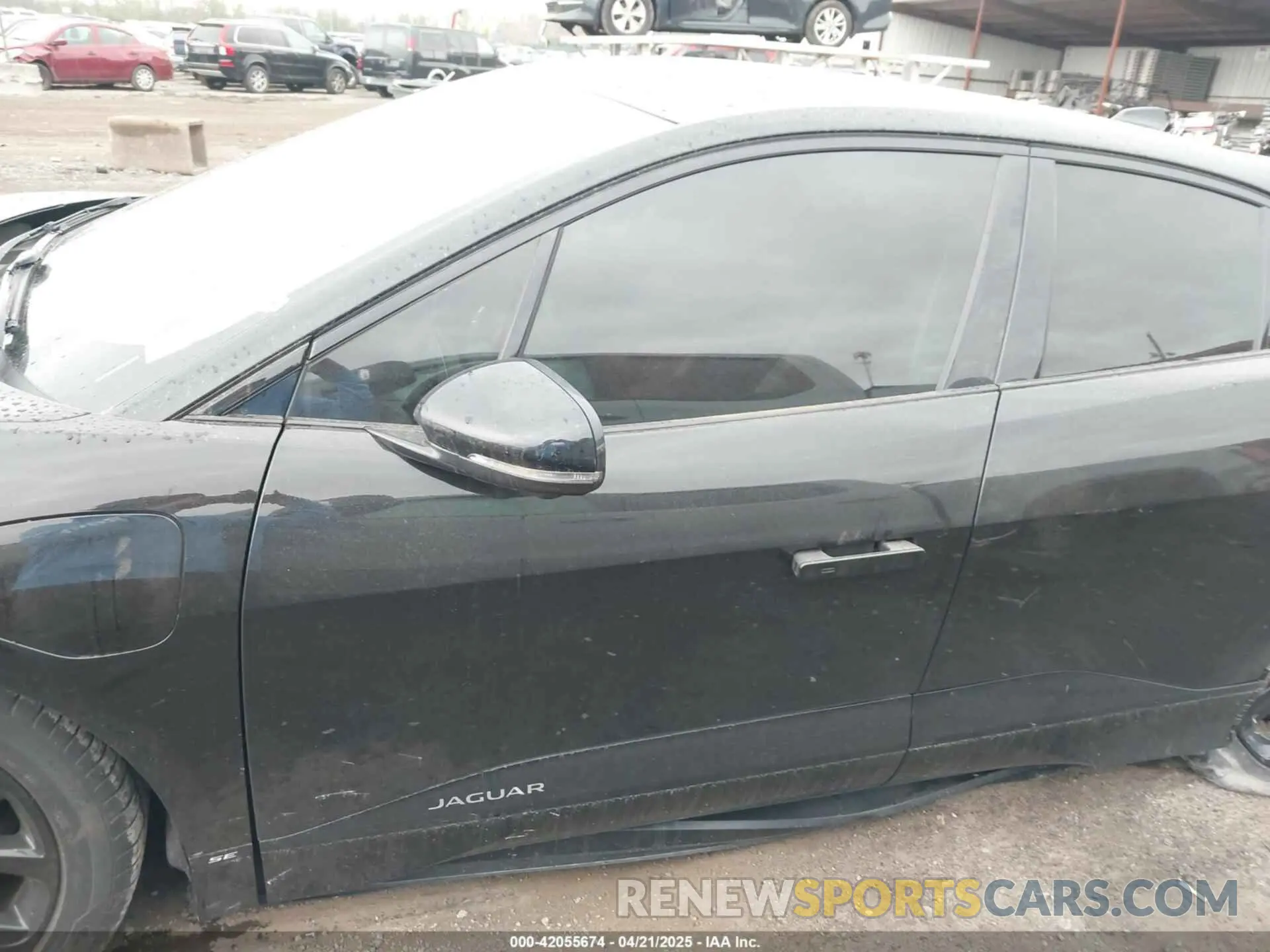 14 Photograph of a damaged car SADHC2S14L1F80256 JAGUAR I-PACE 2020