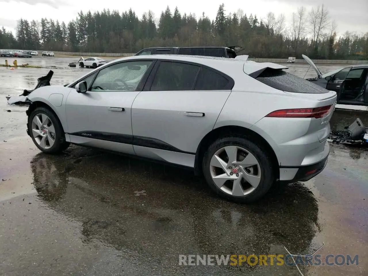 2 Photograph of a damaged car SADHC2S14L1F81262 JAGUAR I-PACE 2020