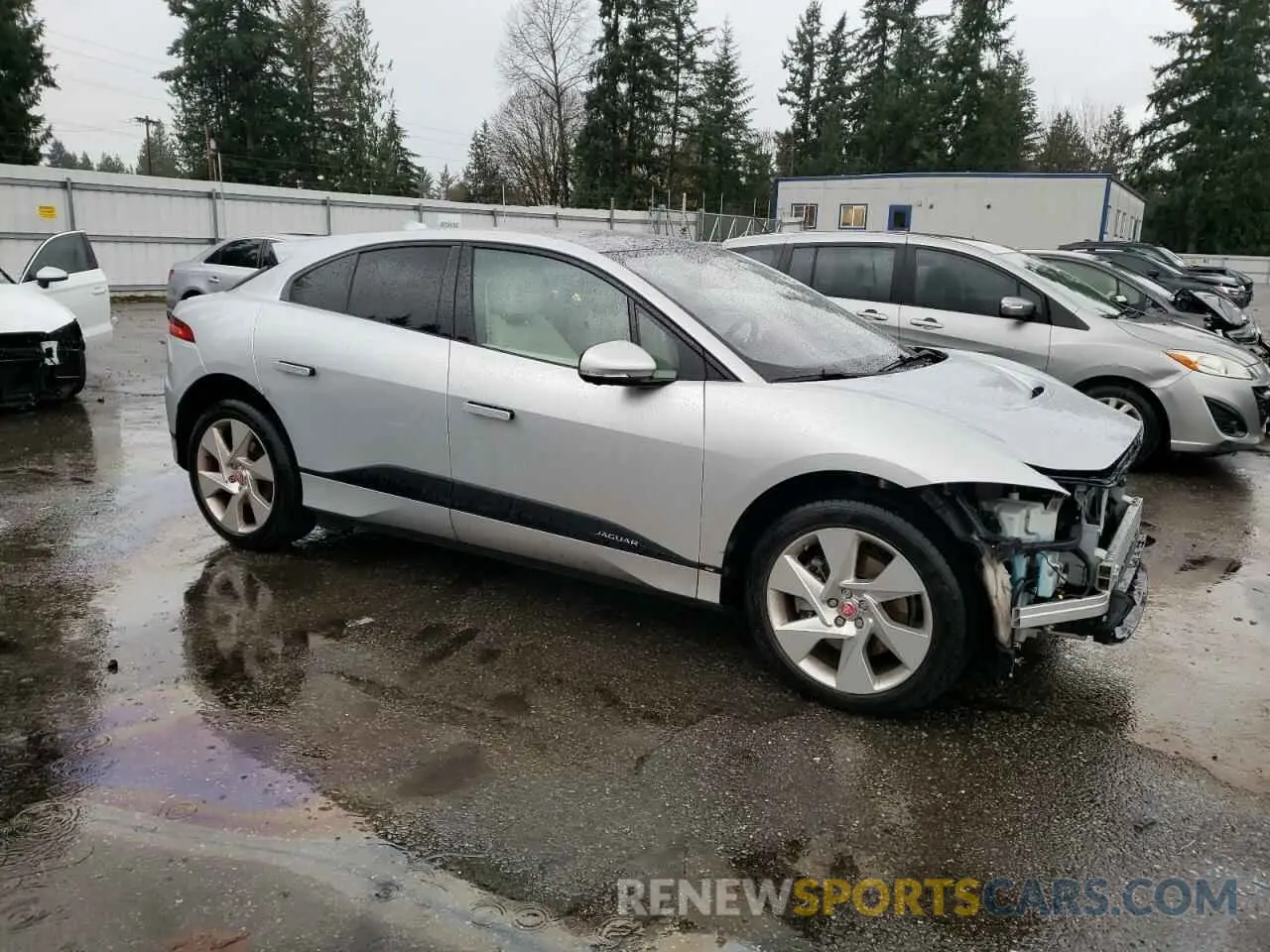 4 Photograph of a damaged car SADHC2S14L1F81262 JAGUAR I-PACE 2020