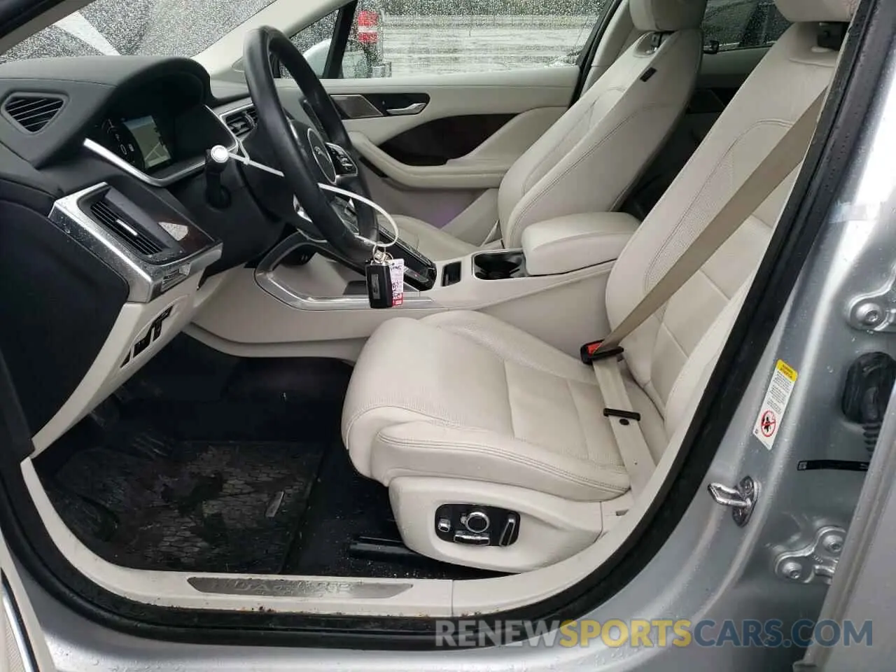 7 Photograph of a damaged car SADHC2S14L1F81262 JAGUAR I-PACE 2020