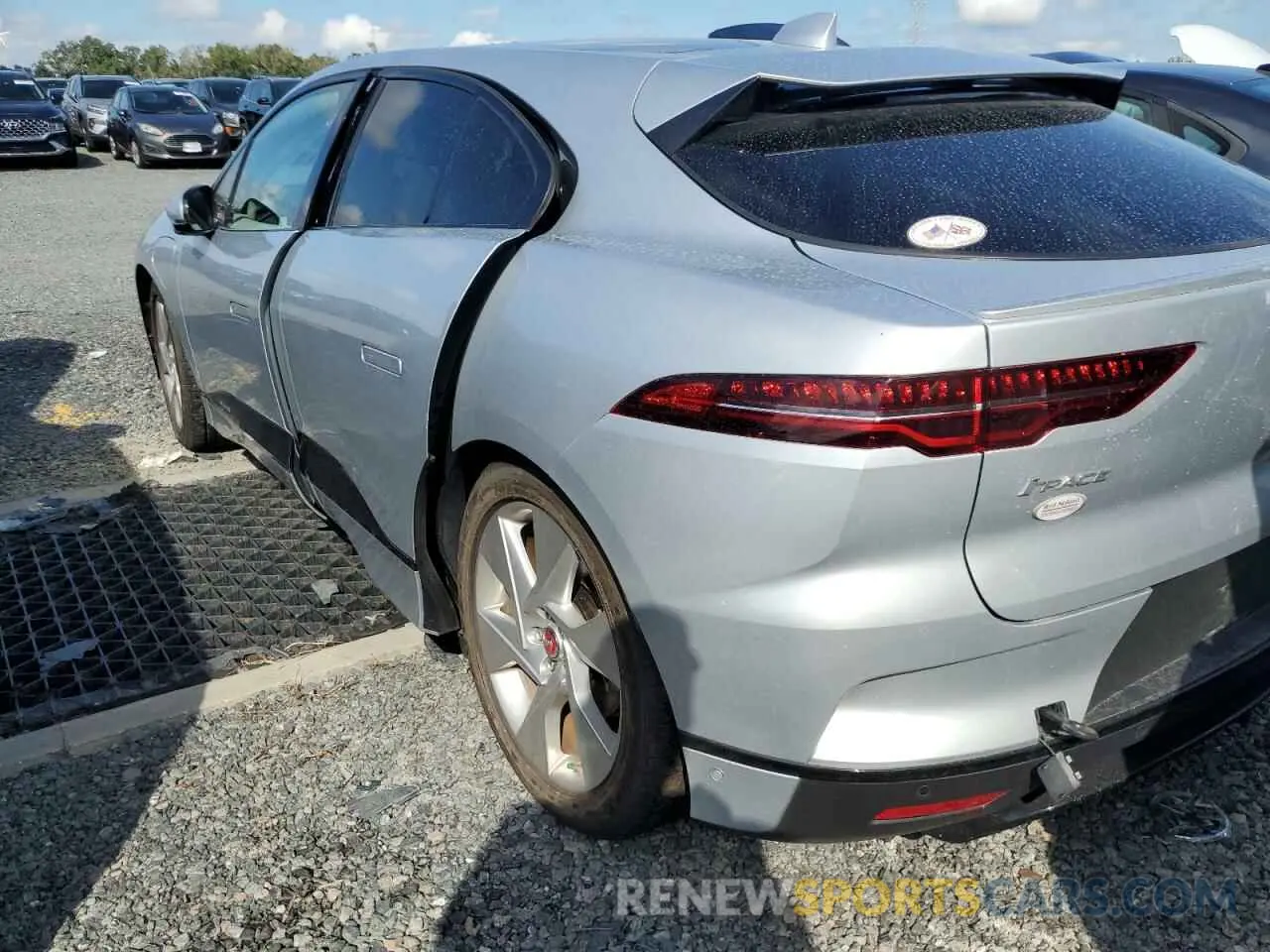 2 Photograph of a damaged car SADHC2S1XL1F81363 JAGUAR I-PACE 2020