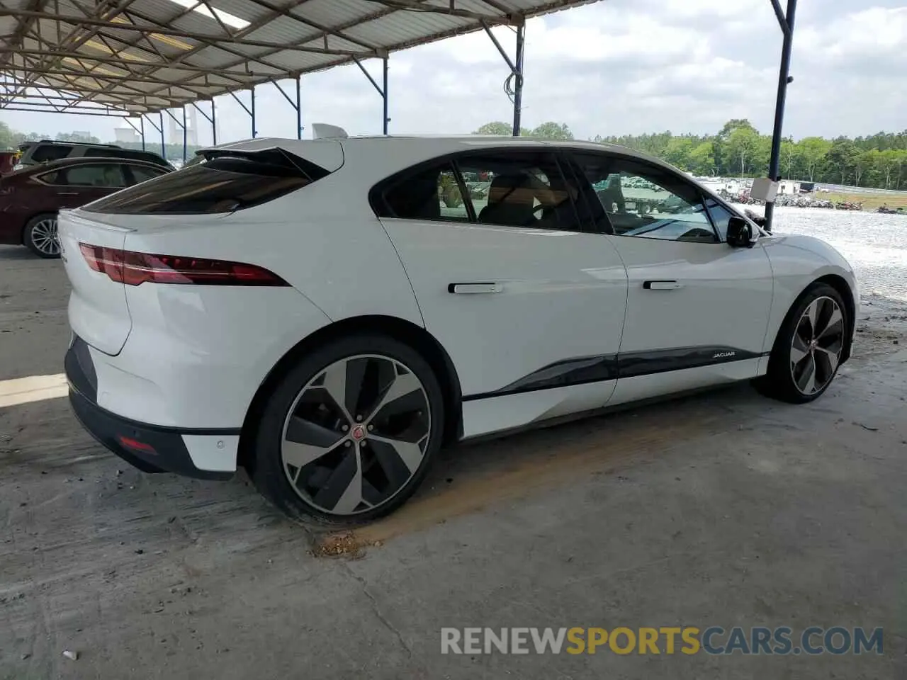 3 Photograph of a damaged car SADHD2S12L1F81869 JAGUAR I-PACE 2020