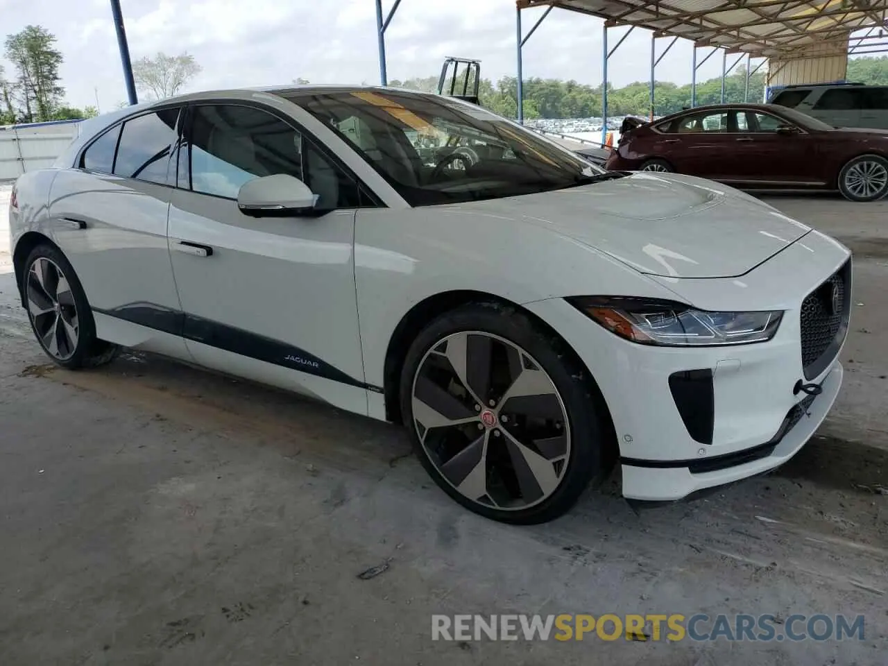 4 Photograph of a damaged car SADHD2S12L1F81869 JAGUAR I-PACE 2020