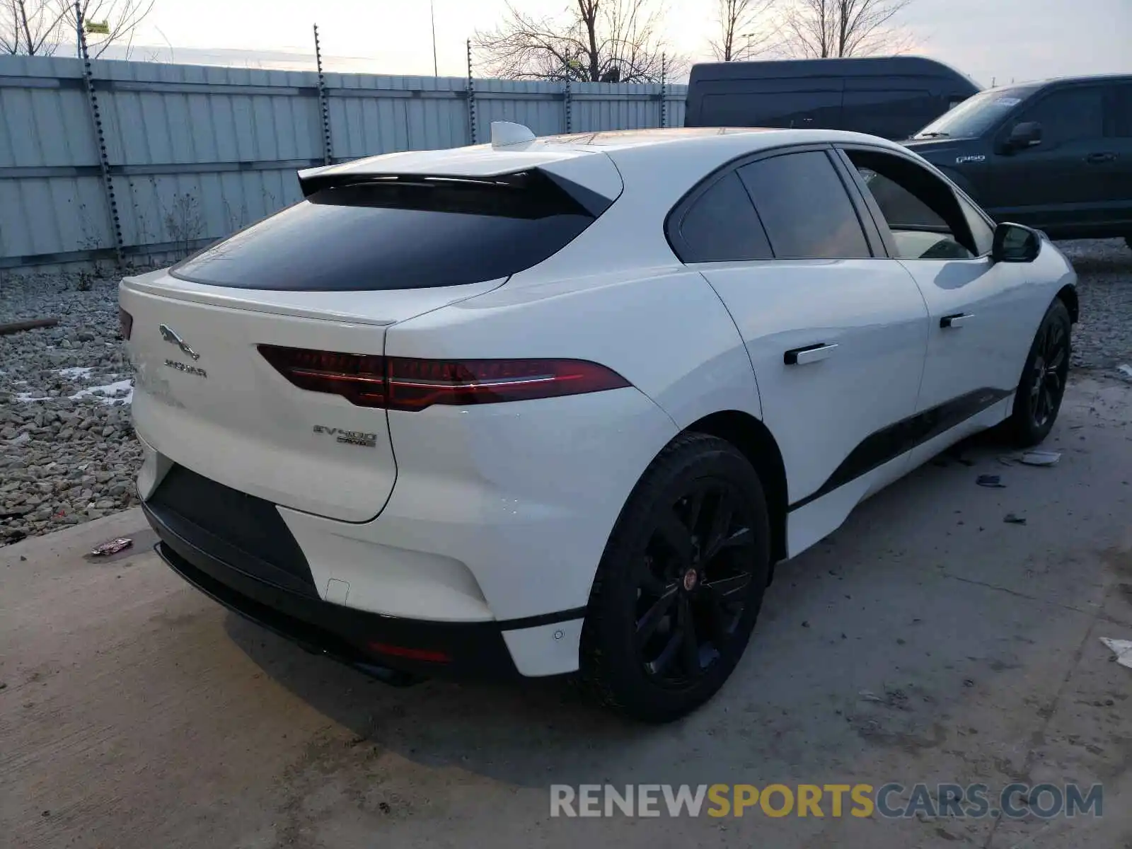 4 Photograph of a damaged car SADHD2S13L1F79855 JAGUAR I-PACE 2020