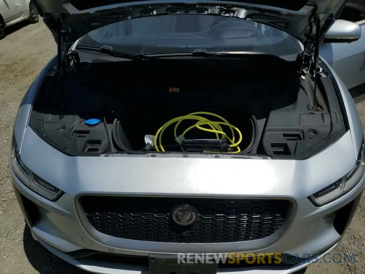 11 Photograph of a damaged car SADHD2S13L1F79984 JAGUAR I-PACE 2020