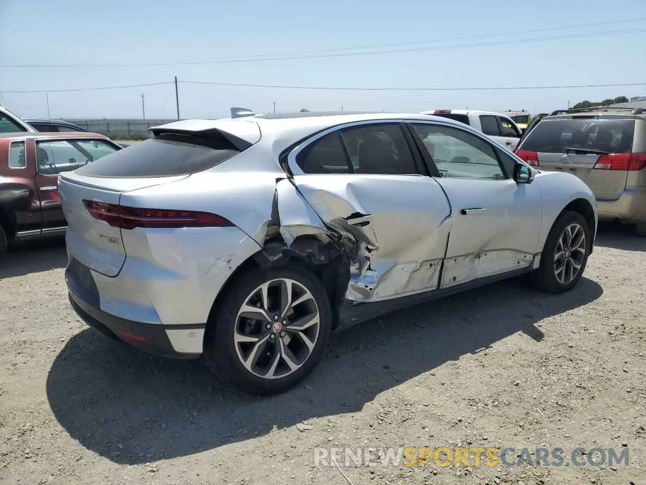 3 Photograph of a damaged car SADHD2S13L1F79984 JAGUAR I-PACE 2020