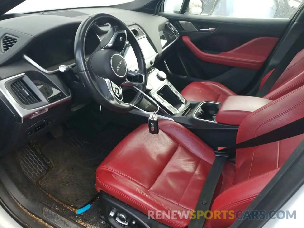 7 Photograph of a damaged car SADHD2S13L1F85932 JAGUAR I-PACE 2020