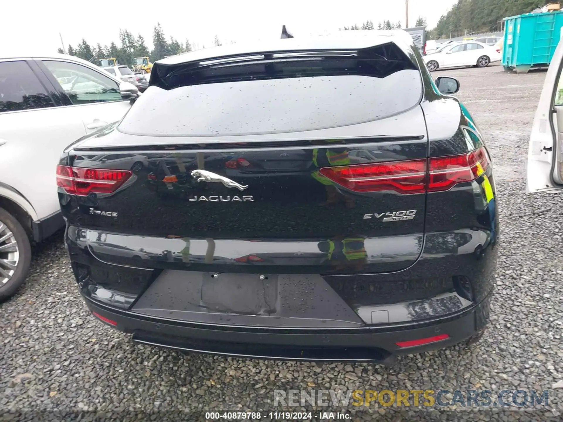 17 Photograph of a damaged car SADHD2S15L1F80649 JAGUAR I-PACE 2020