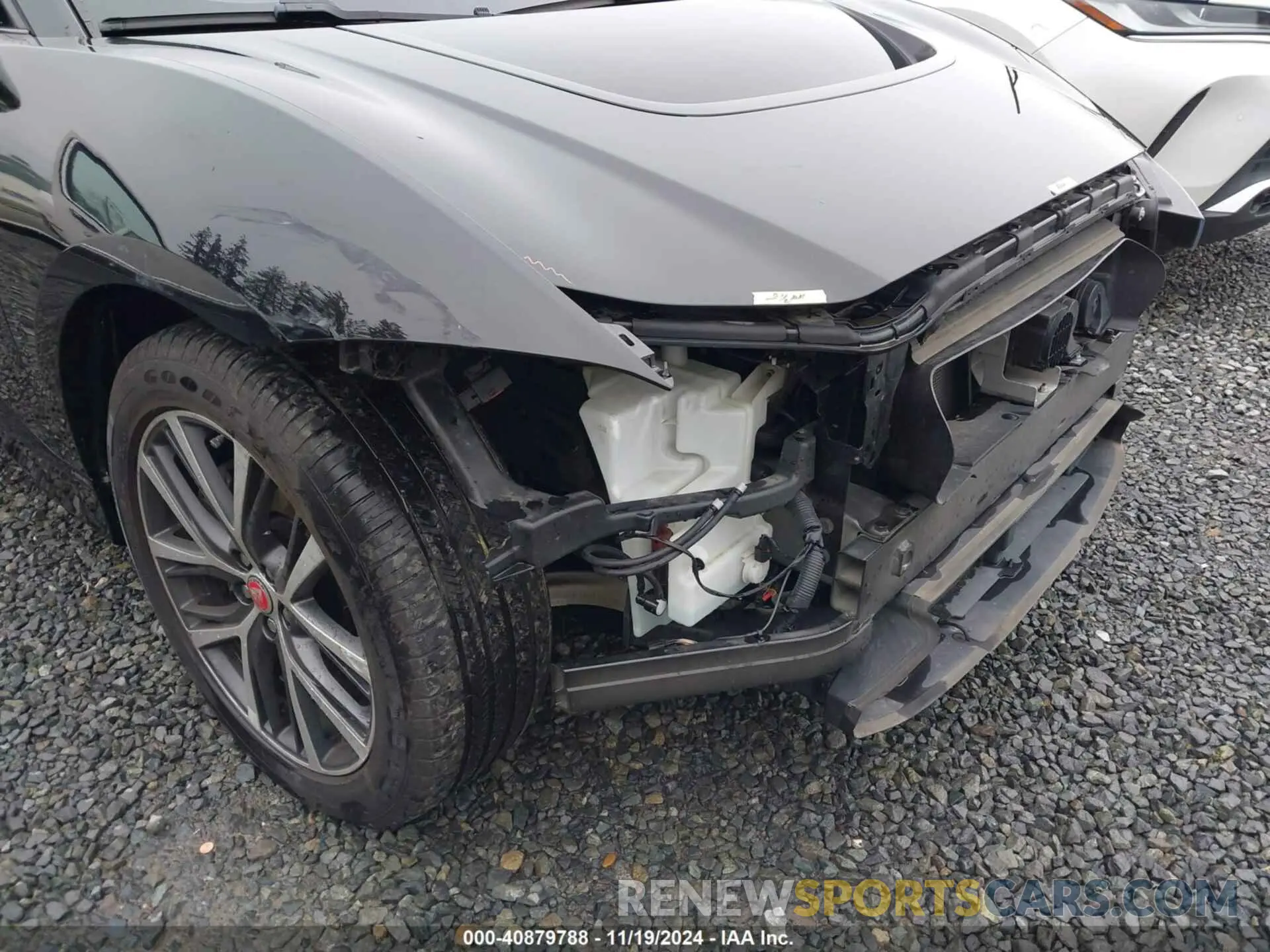 6 Photograph of a damaged car SADHD2S15L1F80649 JAGUAR I-PACE 2020