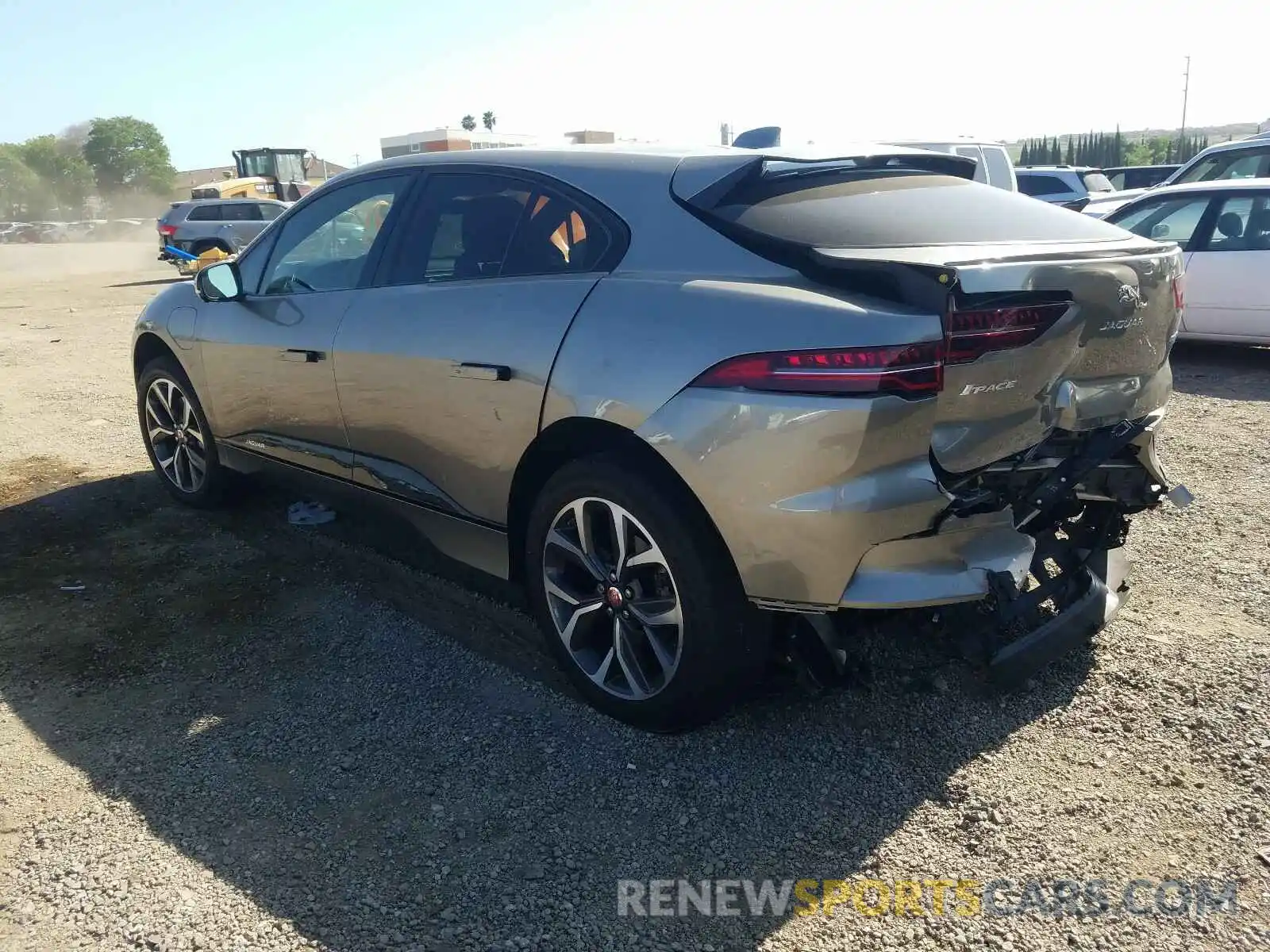 3 Photograph of a damaged car SADHD2S1XL1F80498 JAGUAR I-PACE 2020