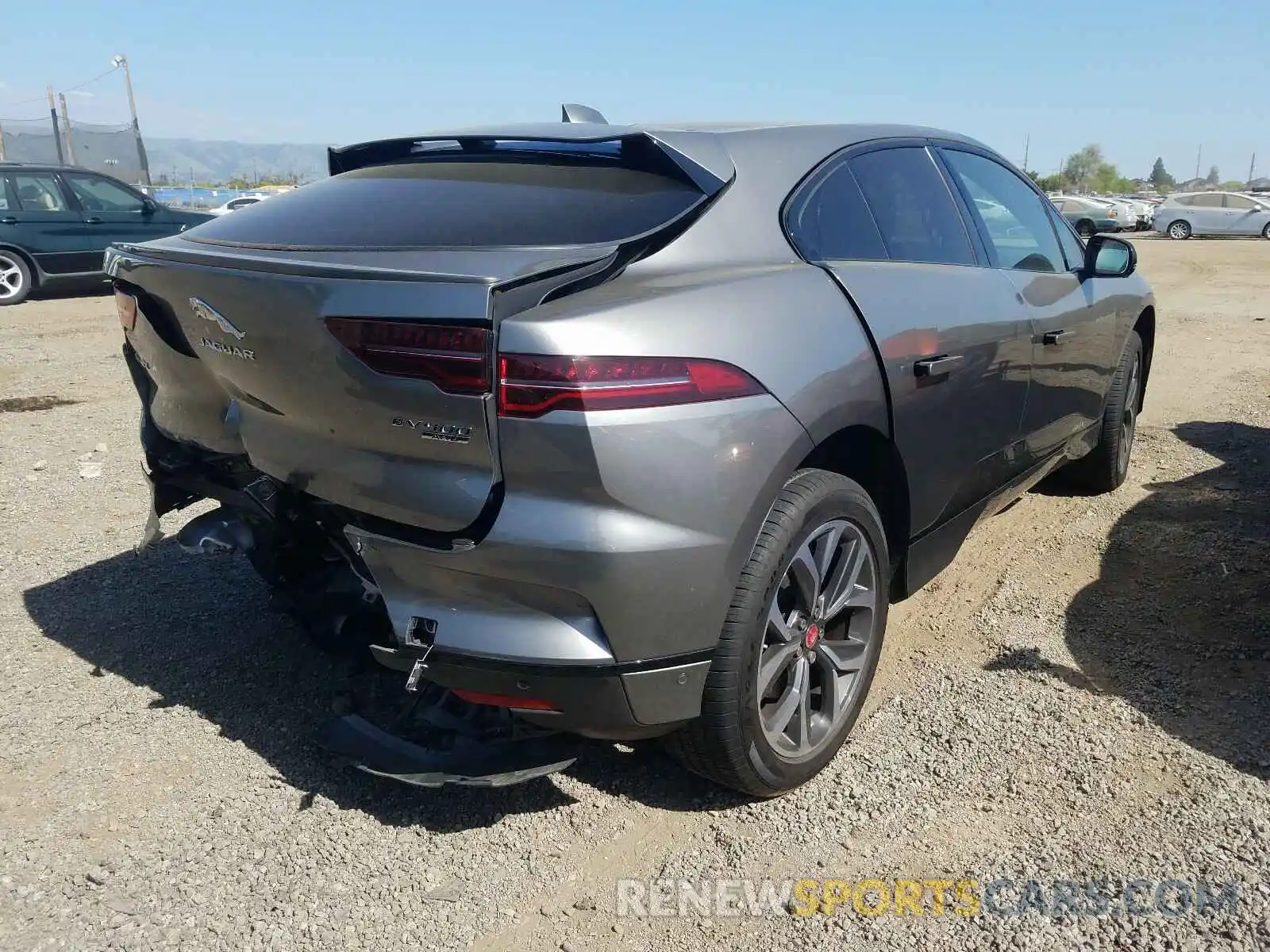 4 Photograph of a damaged car SADHD2S1XL1F80498 JAGUAR I-PACE 2020