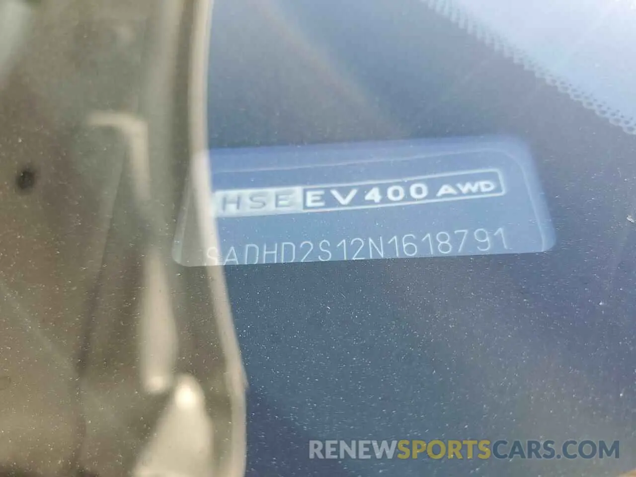 13 Photograph of a damaged car SADHD2S12N1618791 JAGUAR I-PACE 2022