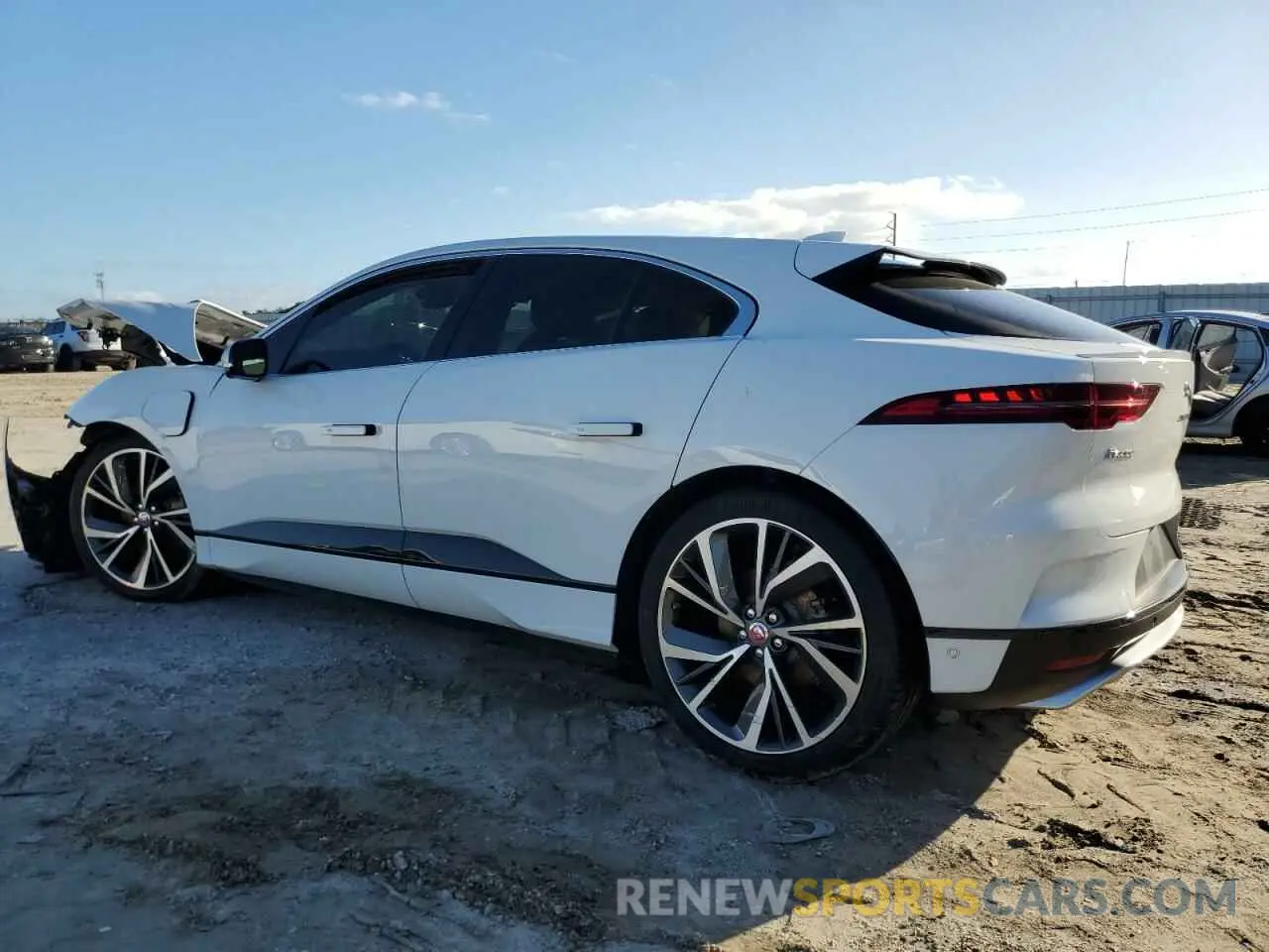 2 Photograph of a damaged car SADHD2S12N1618791 JAGUAR I-PACE 2022