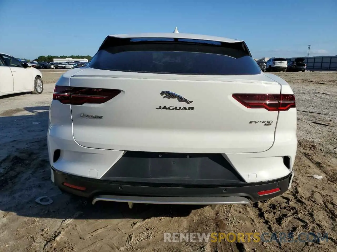 6 Photograph of a damaged car SADHD2S12N1618791 JAGUAR I-PACE 2022