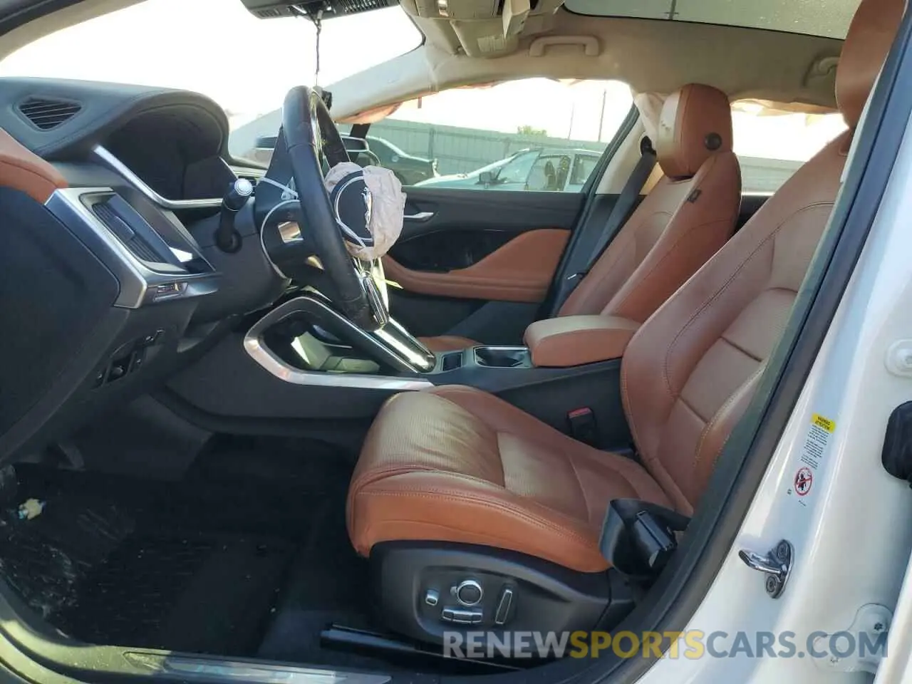7 Photograph of a damaged car SADHD2S12N1618791 JAGUAR I-PACE 2022