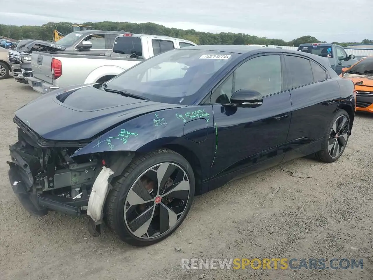 1 Photograph of a damaged car SADHD2S1XN1618456 JAGUAR I-PACE 2022