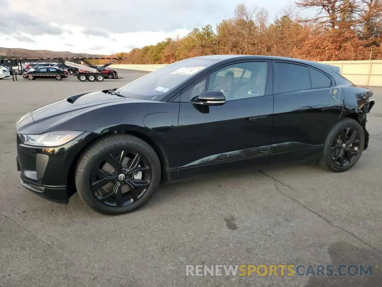 1 Photograph of a damaged car SADHM2S19R1632208 JAGUAR I-PACE R-D 2024