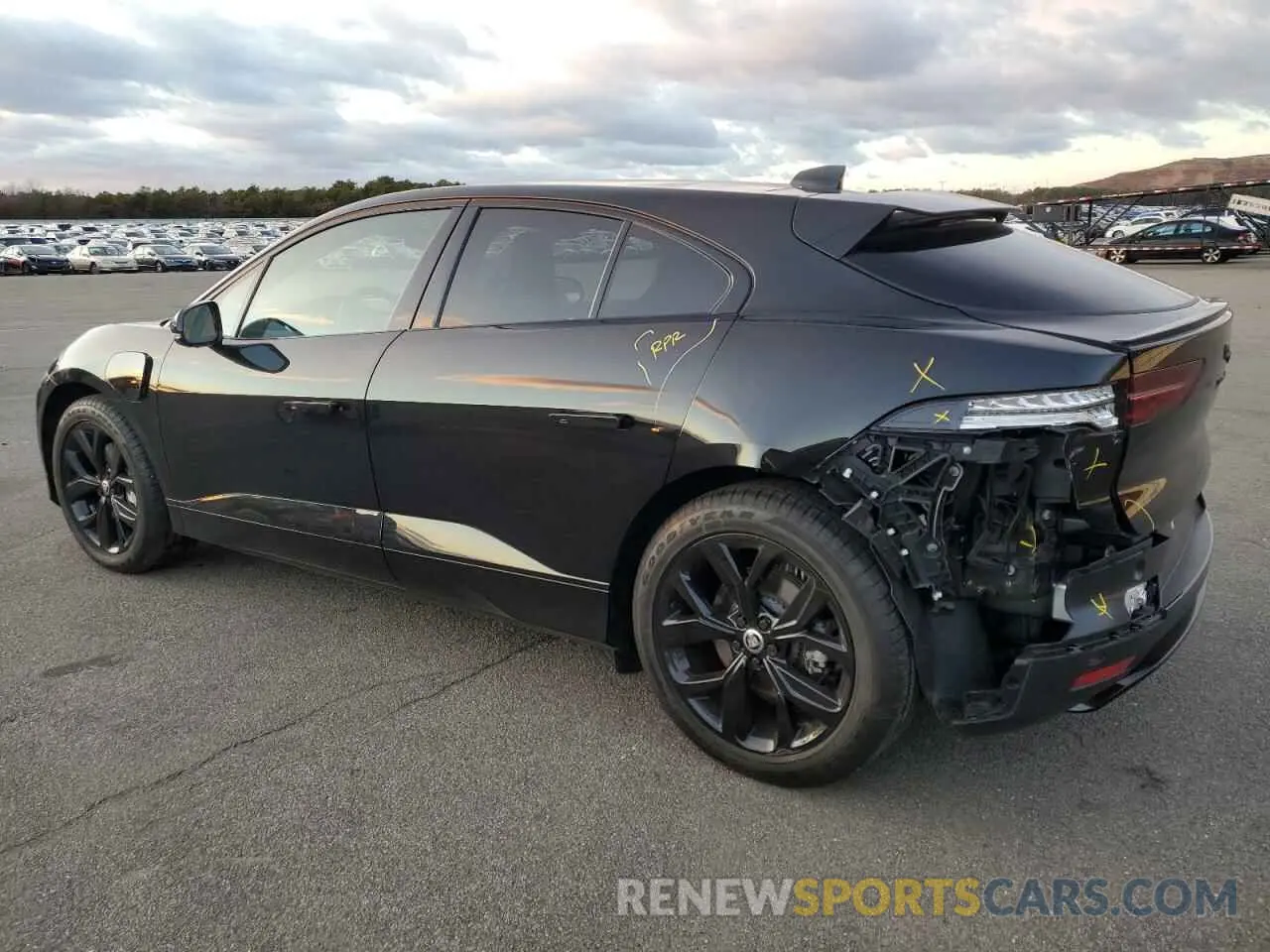 2 Photograph of a damaged car SADHM2S19R1632208 JAGUAR I-PACE R-D 2024