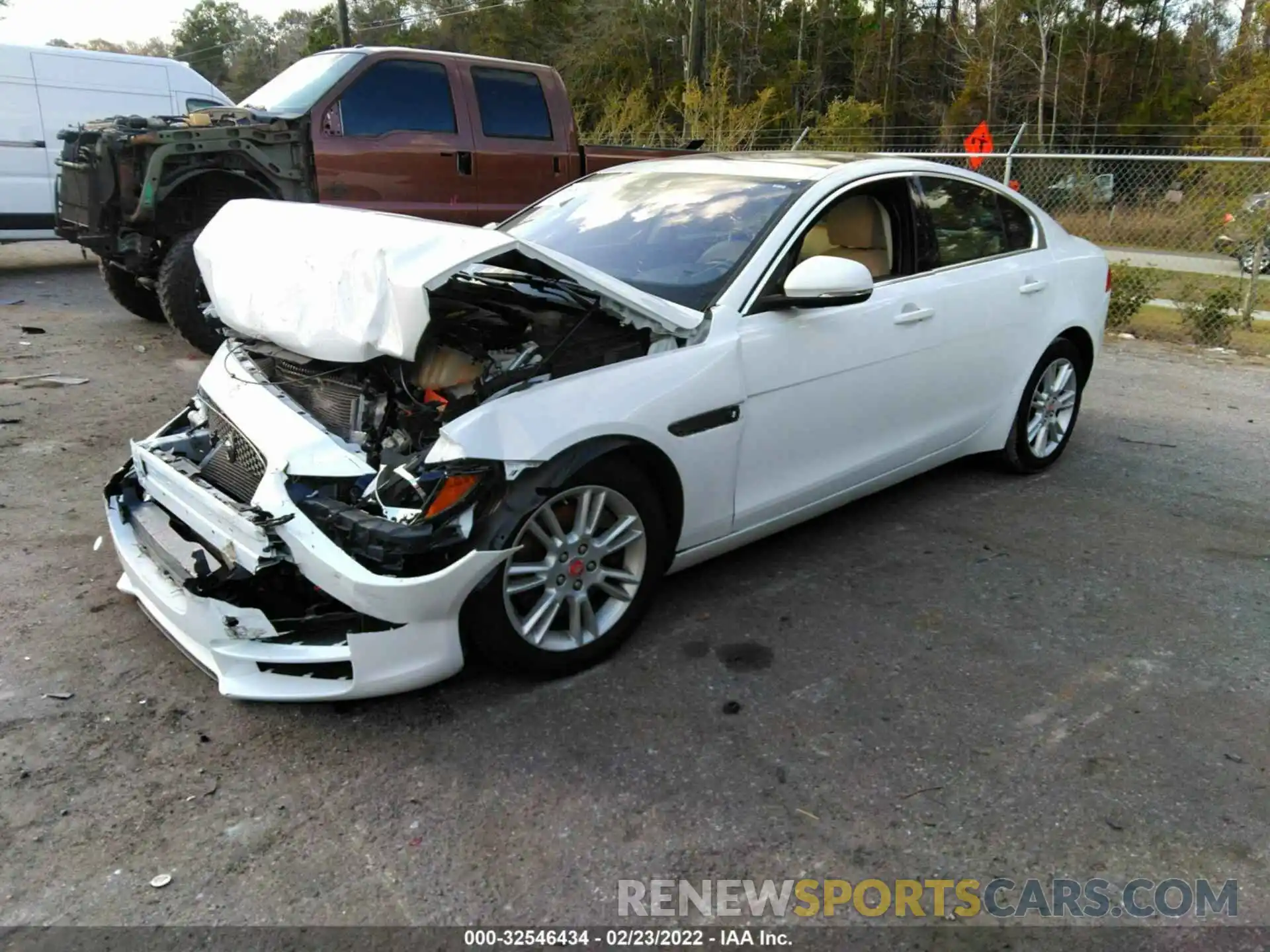 2 Photograph of a damaged car SAJAD4FX3KCP49298 JAGUAR XE 2019