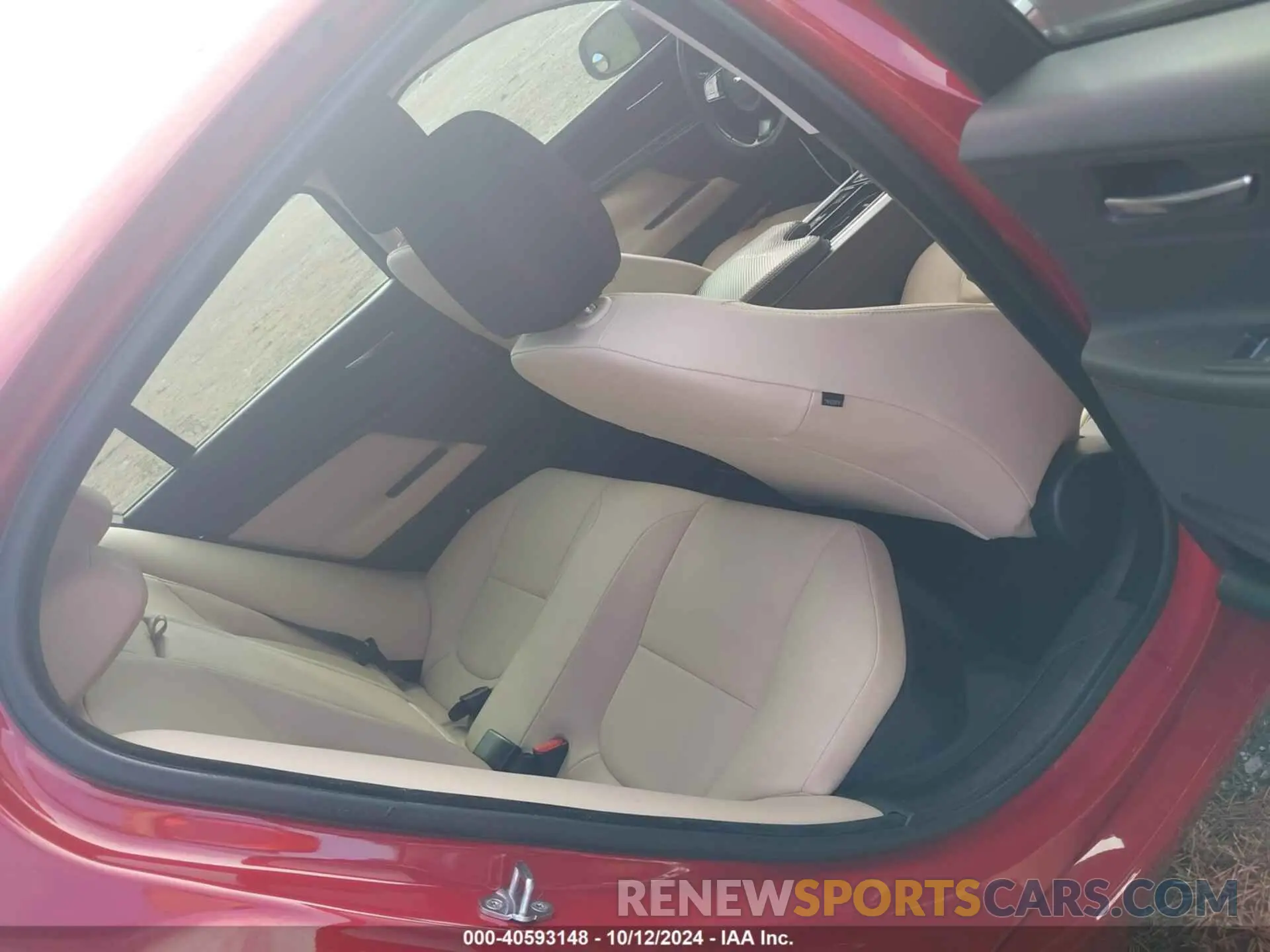 8 Photograph of a damaged car SAJAD4FX5KCP49366 JAGUAR XE 2019