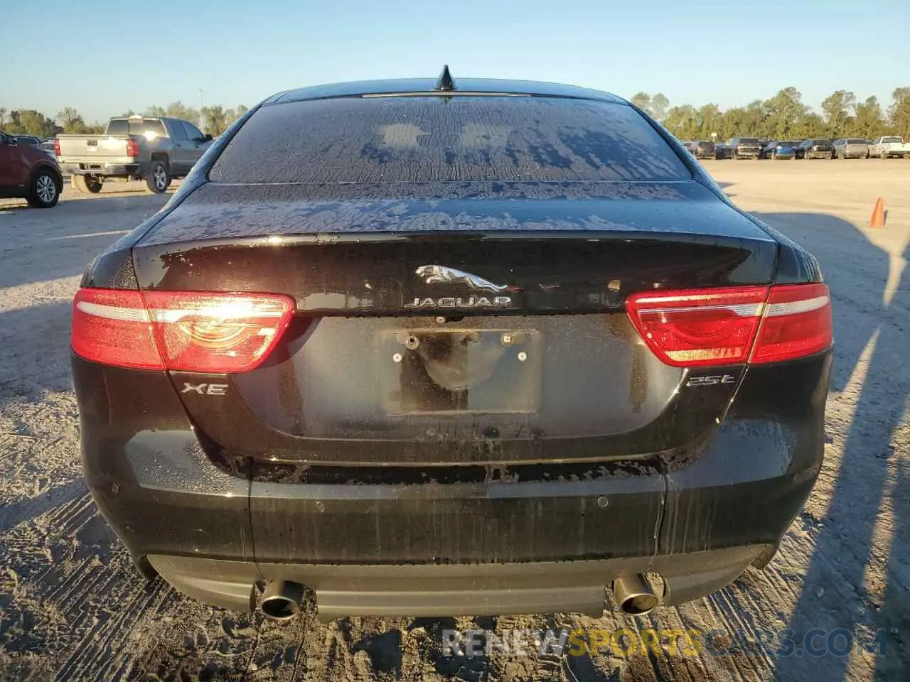6 Photograph of a damaged car SAJAE4FX7KCP49494 JAGUAR XE 2019