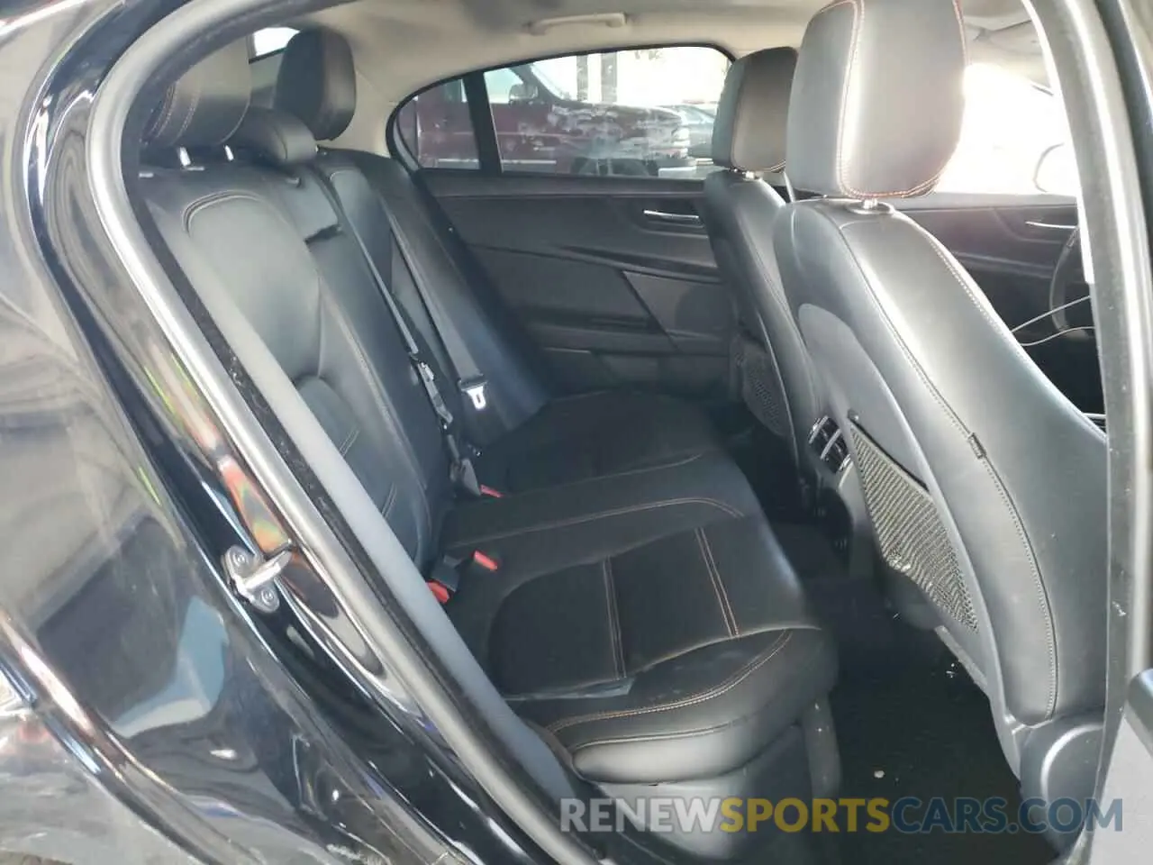 10 Photograph of a damaged car SAJAE4FX7KCP50841 JAGUAR XE 2019