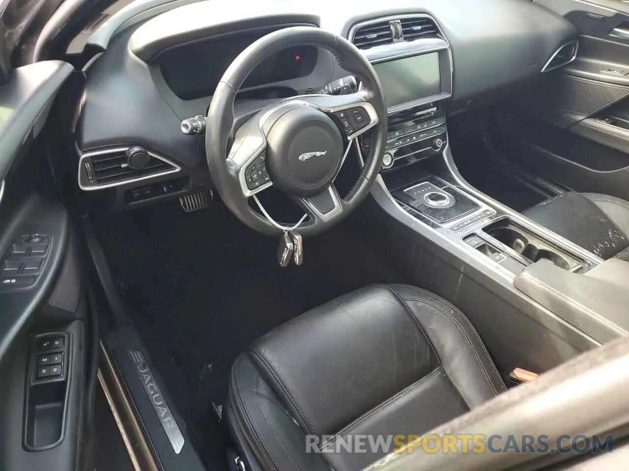 8 Photograph of a damaged car SAJAE4FXXKCP53992 JAGUAR XE 2019
