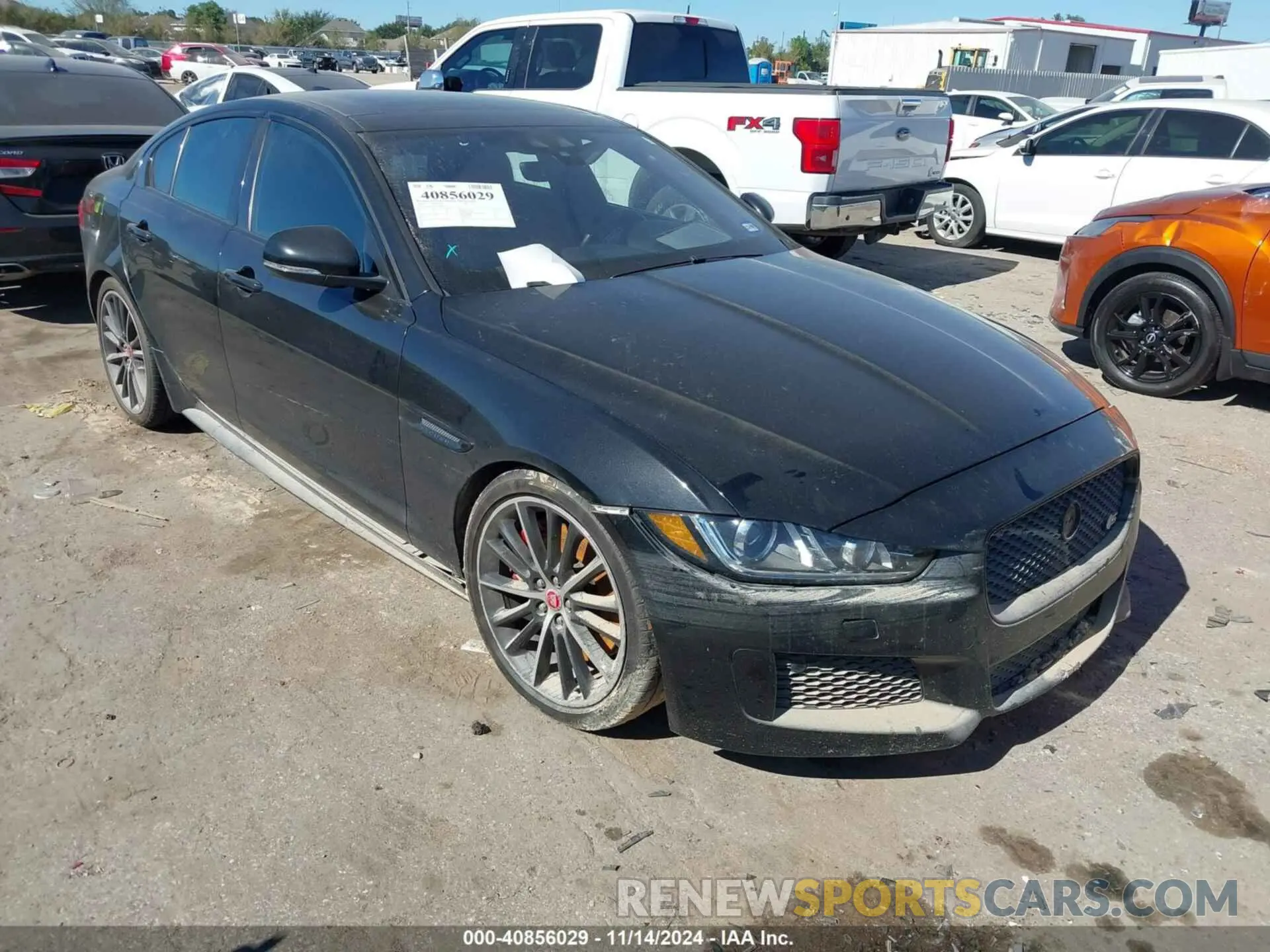 1 Photograph of a damaged car SAJAG4FVXKCP48915 JAGUAR XE 2019
