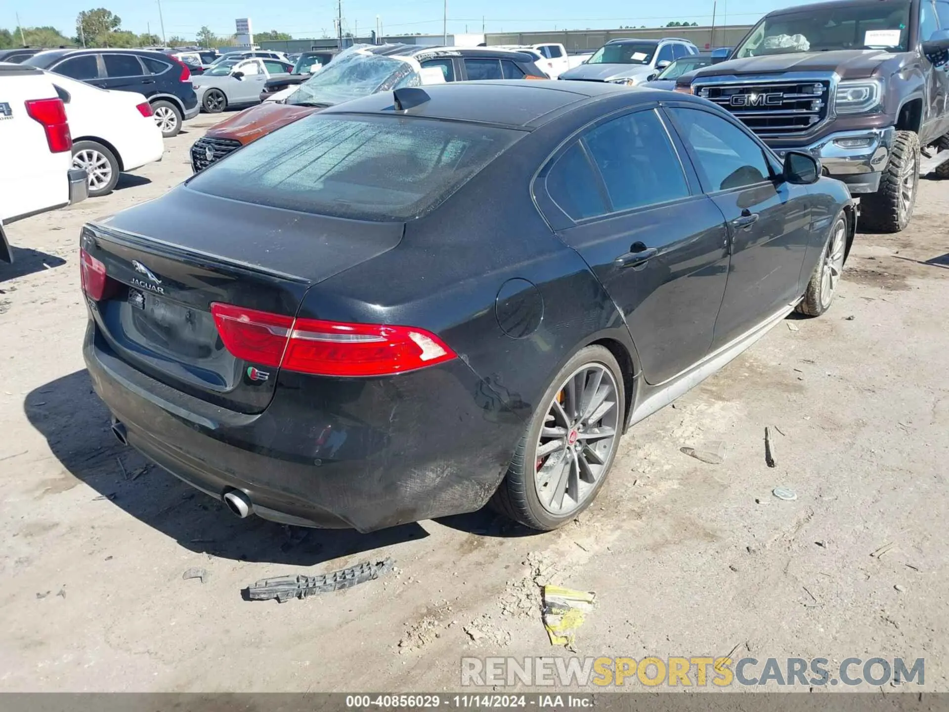 4 Photograph of a damaged car SAJAG4FVXKCP48915 JAGUAR XE 2019