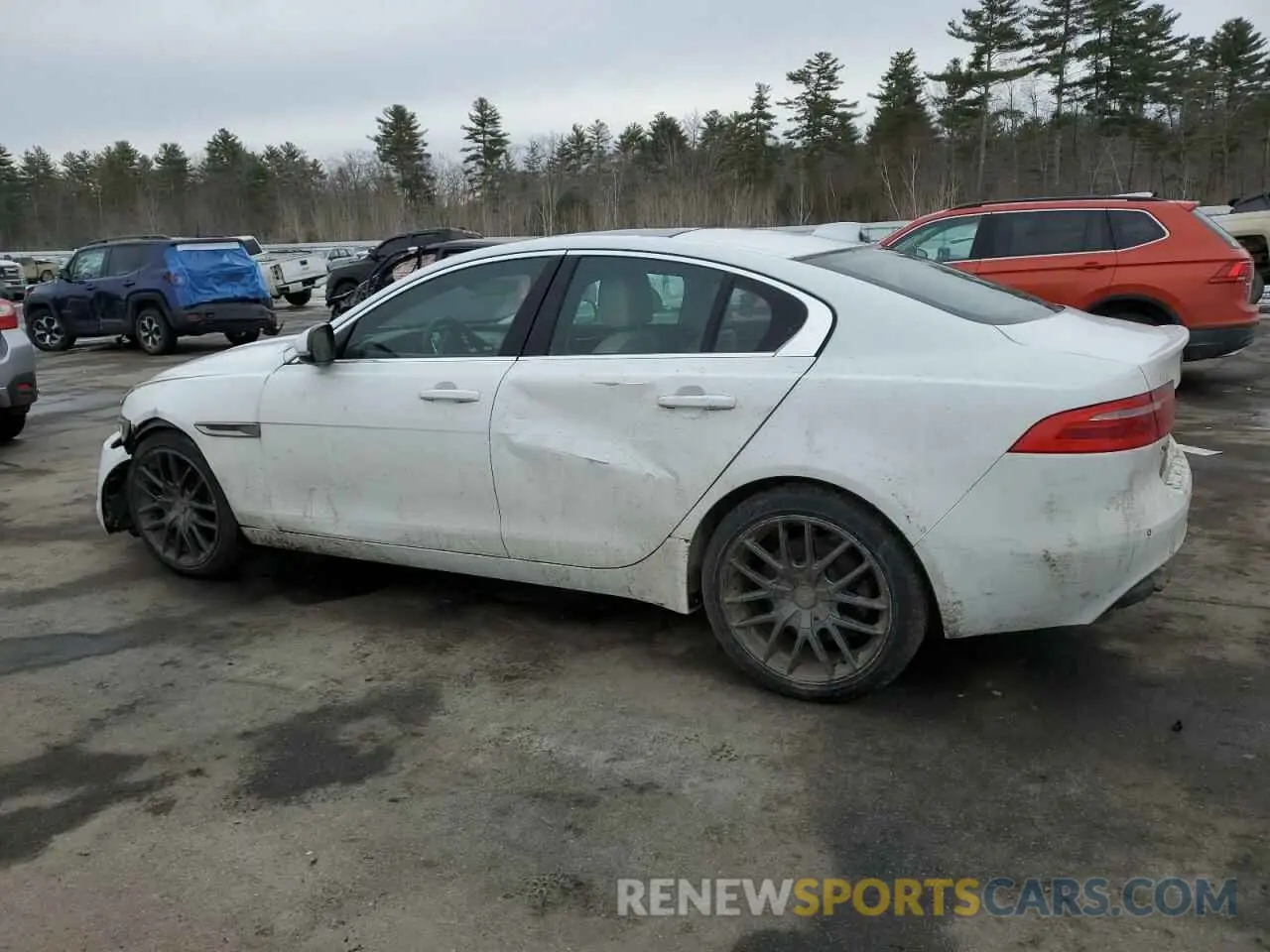 2 Photograph of a damaged car SAJAJ4FX0KCP50143 JAGUAR XE 2019