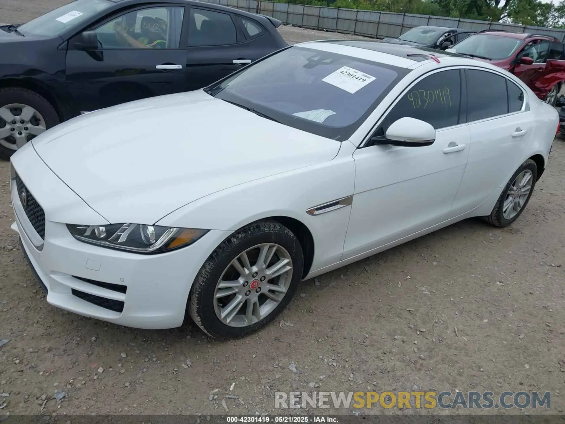 2 Photograph of a damaged car SAJAJ4FX7KCP44274 JAGUAR XE 2019