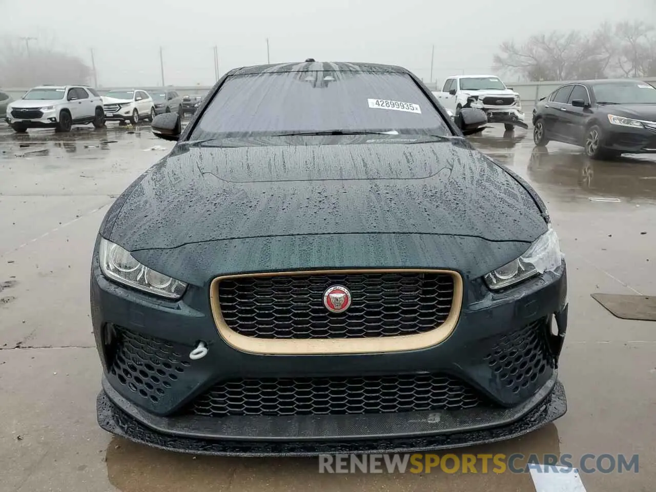 5 Photograph of a damaged car SAJAP4FE6KS487773 JAGUAR XE 2019