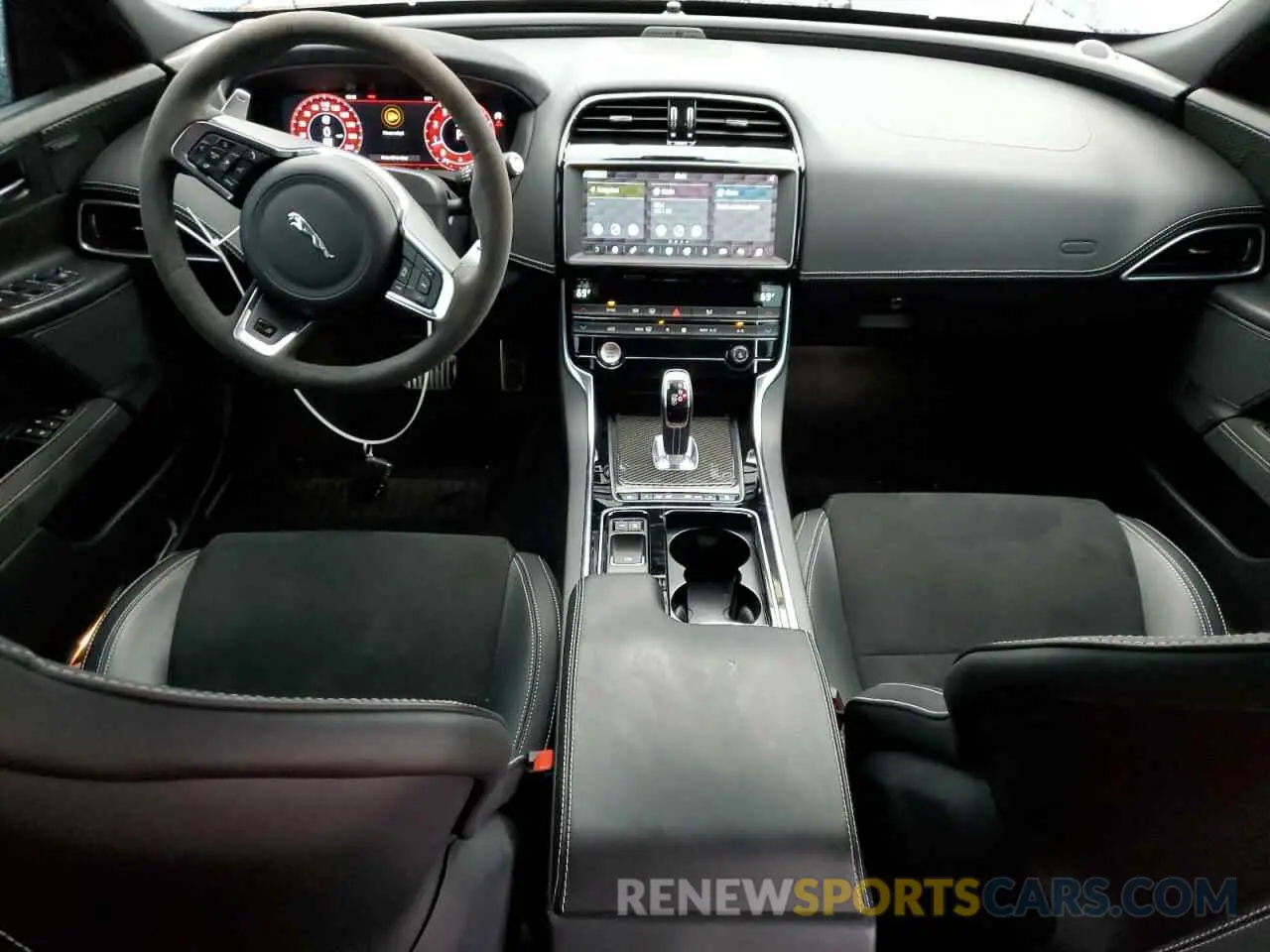 8 Photograph of a damaged car SAJAP4FE6KS487773 JAGUAR XE 2019