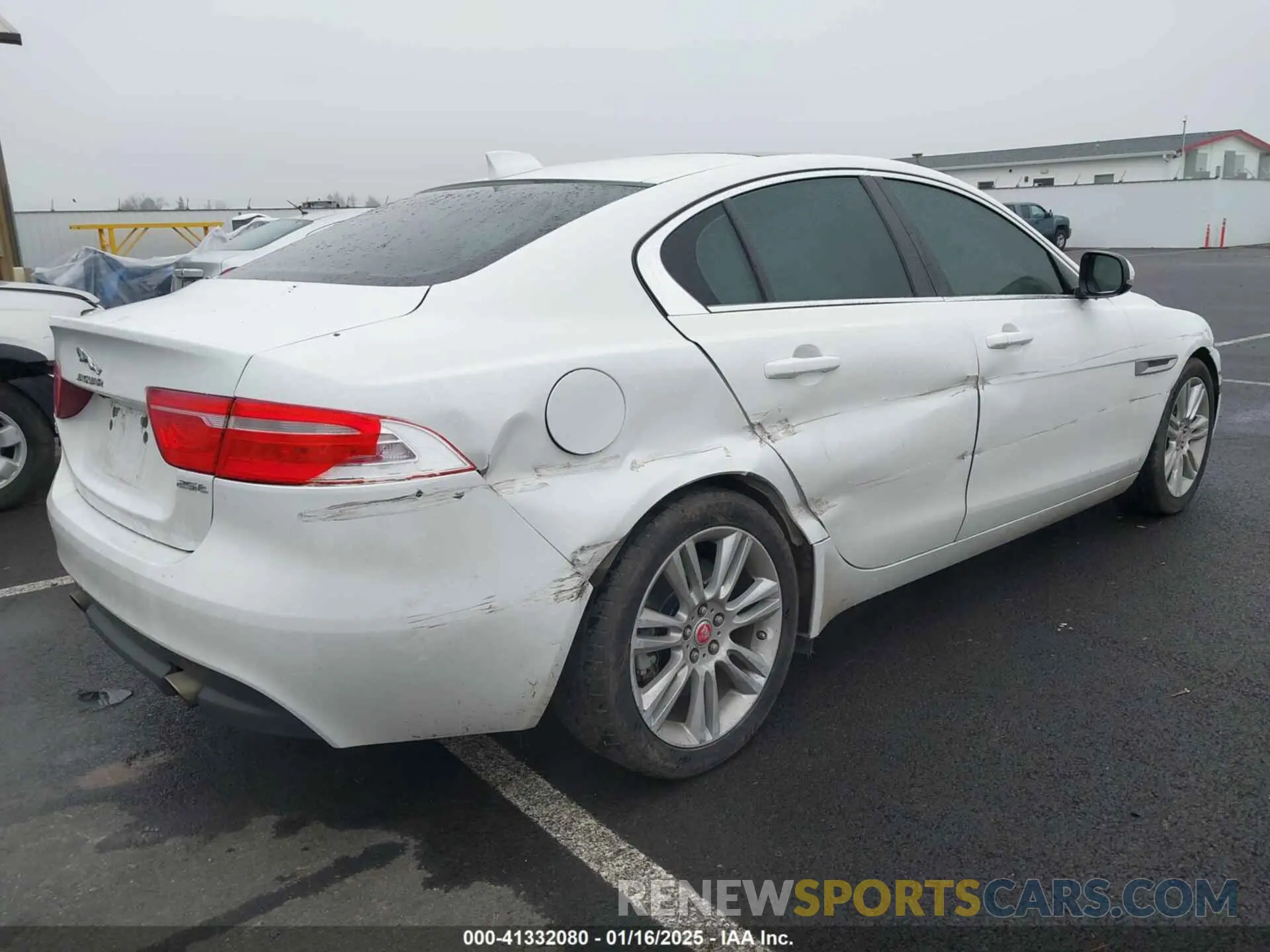 4 Photograph of a damaged car SAJAR4FX0KCP52659 JAGUAR XE 2019