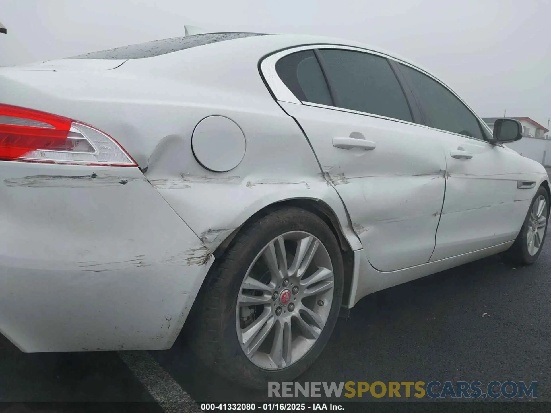 6 Photograph of a damaged car SAJAR4FX0KCP52659 JAGUAR XE 2019