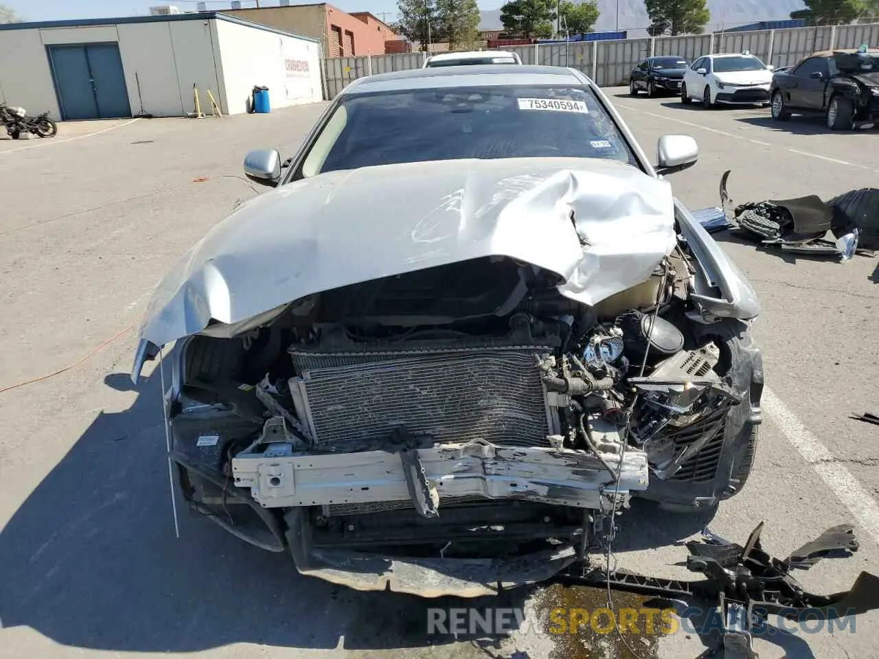 5 Photograph of a damaged car SAJAR4FX6KCP49670 JAGUAR XE 2019