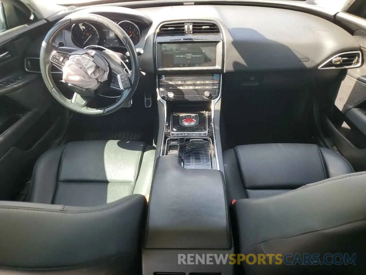 8 Photograph of a damaged car SAJAR4FX6KCP49670 JAGUAR XE 2019