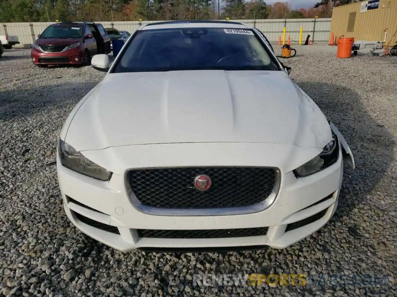 5 Photograph of a damaged car SAJAR4FX6KCP52410 JAGUAR XE 2019