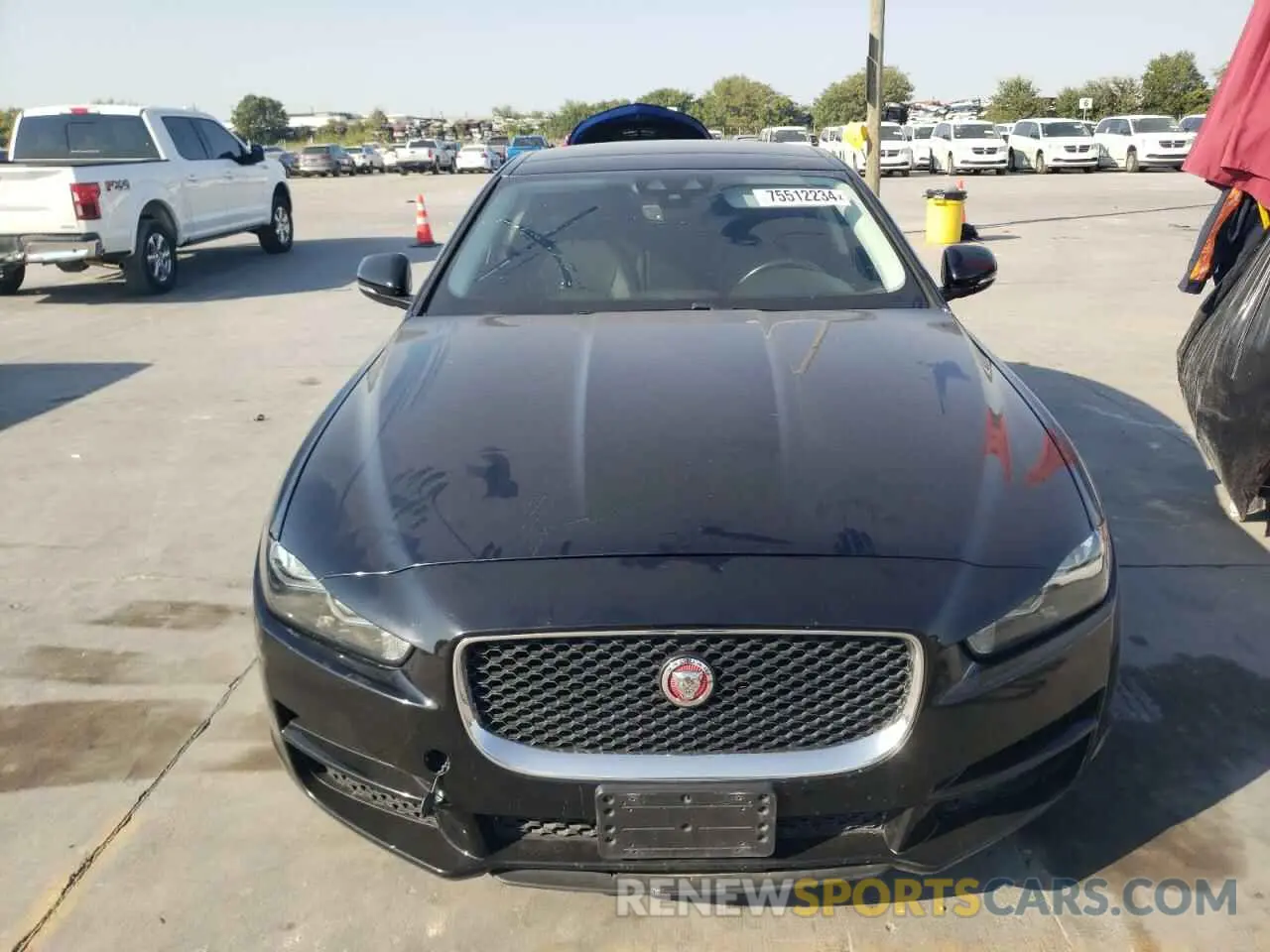5 Photograph of a damaged car SAJAR4FX7KCP44476 JAGUAR XE 2019