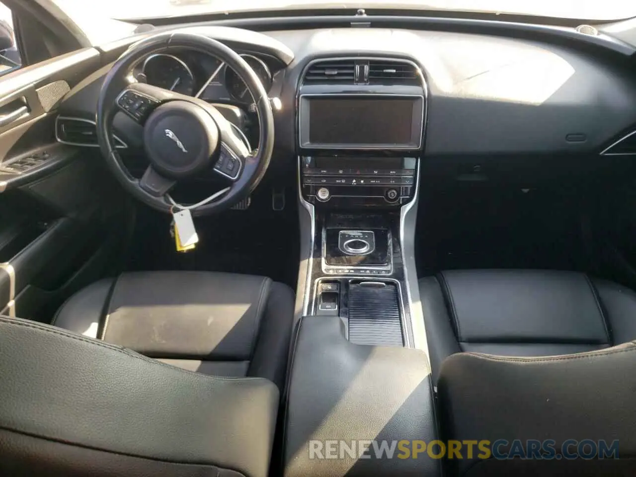 8 Photograph of a damaged car SAJAR4FX7KCP44476 JAGUAR XE 2019