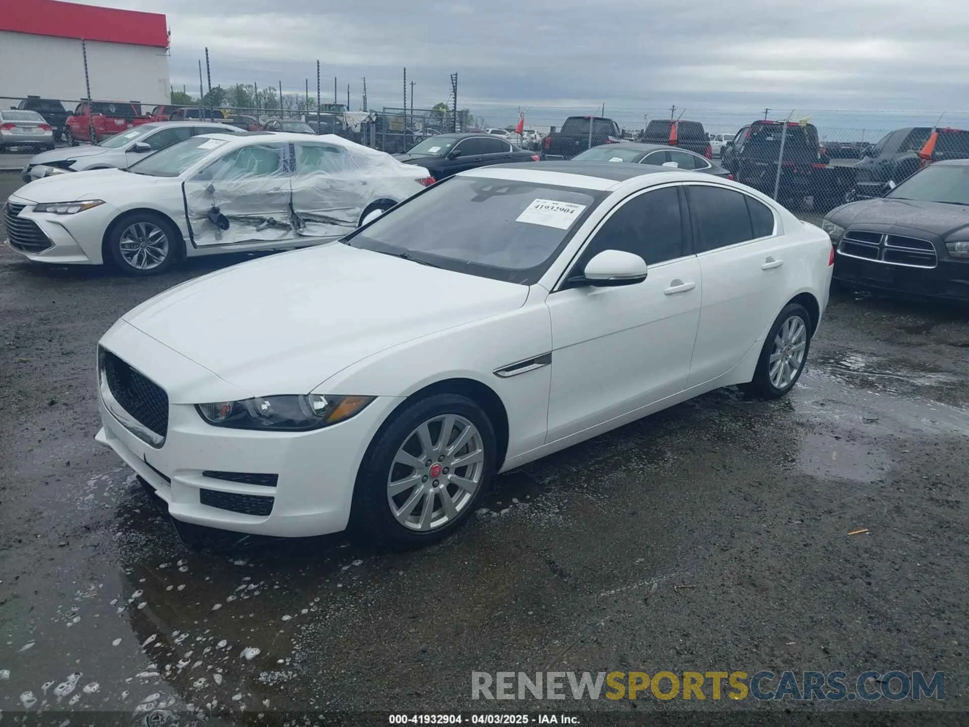 2 Photograph of a damaged car SAJAR4FX9KCP48142 JAGUAR XE 2019